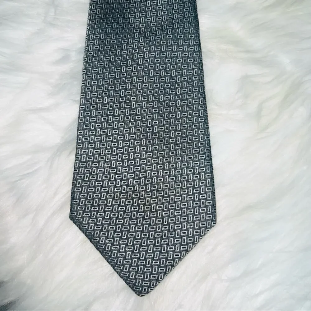 Yves Saint Laurent Vintage YSL 100% Silk Gray Black Men’s Abstract Necktie USA